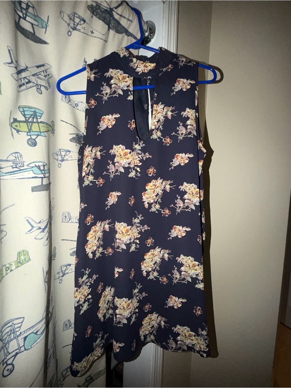 Sleeveless Navy Floral Mini Dress with Keyhole